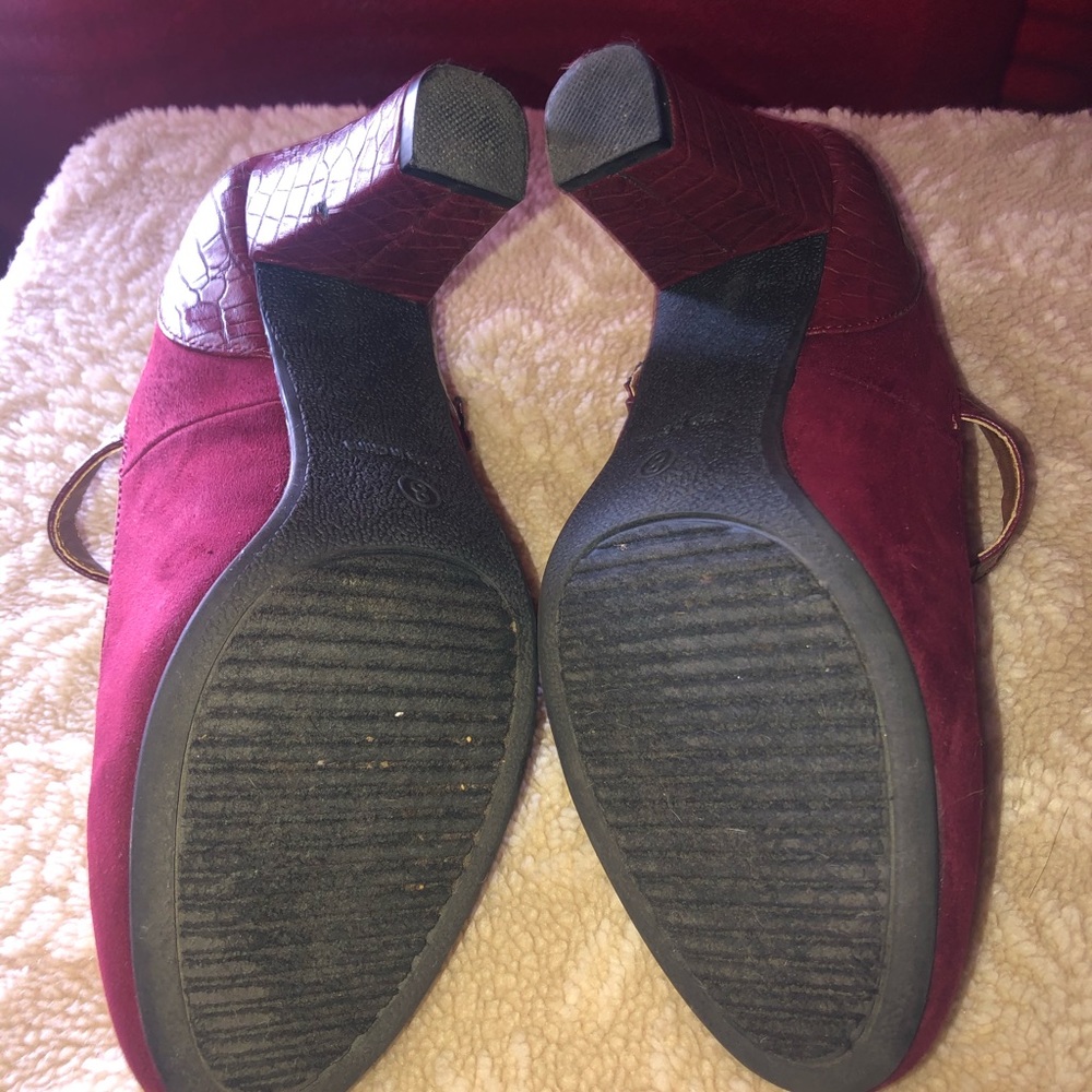 Red-Wine Heels